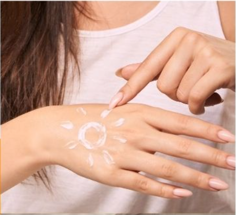 8 THÓI QUEN KHIẾN DA LÃO HÓA NHANH CHÓNG – BẠN CÓ ĐANG MẮC PHẢI?