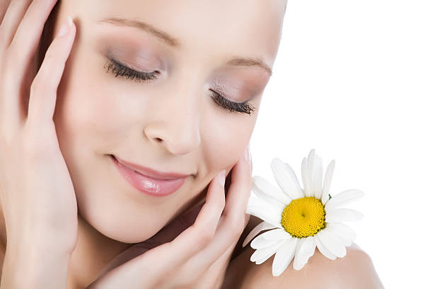Giải cứu làn da kích ứng với tinh chất hoa cúc – Liệu có như lời đồn ? Giải cứu làn da kích ứng với tinh chất hoa cúc – Liệu có như lời đồn ?