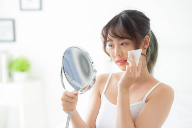Da Dầu Có Cần Dưỡng Ẩm Không ? 7 Sự Thật Sẽ Khiến Bạn Muốn Biết