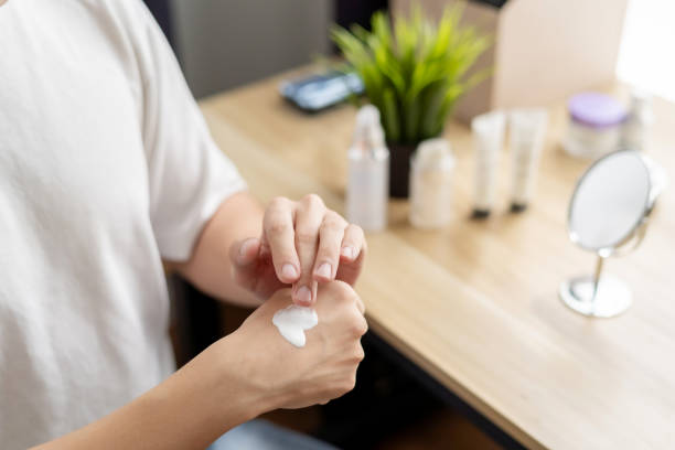 Dưỡng Ẩm Sai Cách: Thủ Phạm Khiến Da Bạn Dễ Mụn Hơn Mỗi Ngày