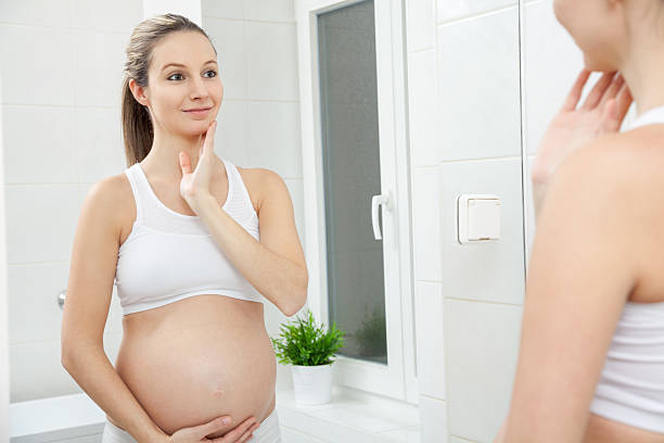 Mẹ Bầu Dùng Sản Phẩm Trị Mụn Nào Thì An Toàn ?