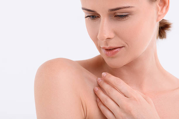 Sở Hữu Làn Da Nhạy Cảm? Đây Là 5 Cái Bẫy Thành Phần Cần Tránh Gấp